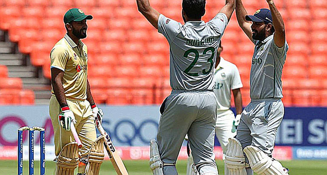 ট্রান্সফার ফাইল ছাড়া ক্রিকেট বাজার অন্ধ: যে রসিদ ফাঁস মাঠের হিসাব বদলে দেয়