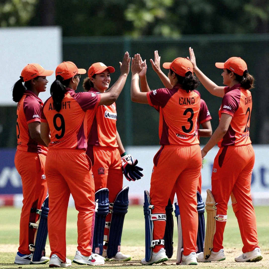 ডট বলের খাতায় লেখা শিরোপা: দুবাইয়ের স্পিন-নকশা এবং ২০২৬-এর জন্য ভারতের সংকেত ডট বলের খাতায় লেখা শিরোপা: দুবাইয়ের স্পিন-নকশা এবং ২০২৬-এর জন্য ভারতের সংকেত