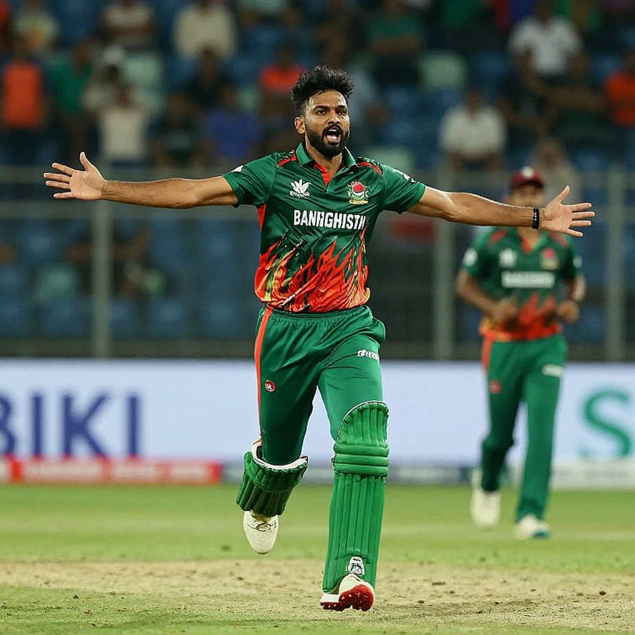 ভিনু মানকড় ট্রফি: ৩৫৮ রানের চেজ, দুটি সেঞ্চুরি এবং একটি চেনা পদবির ফাঁদ