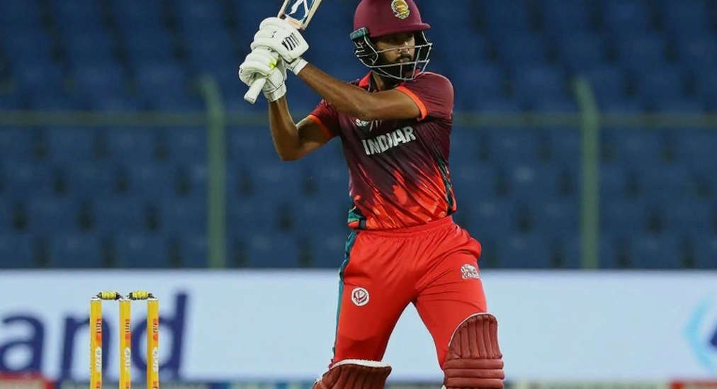 Suryakanta Sena: Dwitiy T20 tey Haarar Porey Bhartiyo Top Order-er Samarthoney Samson, Hope-er Proshongsa