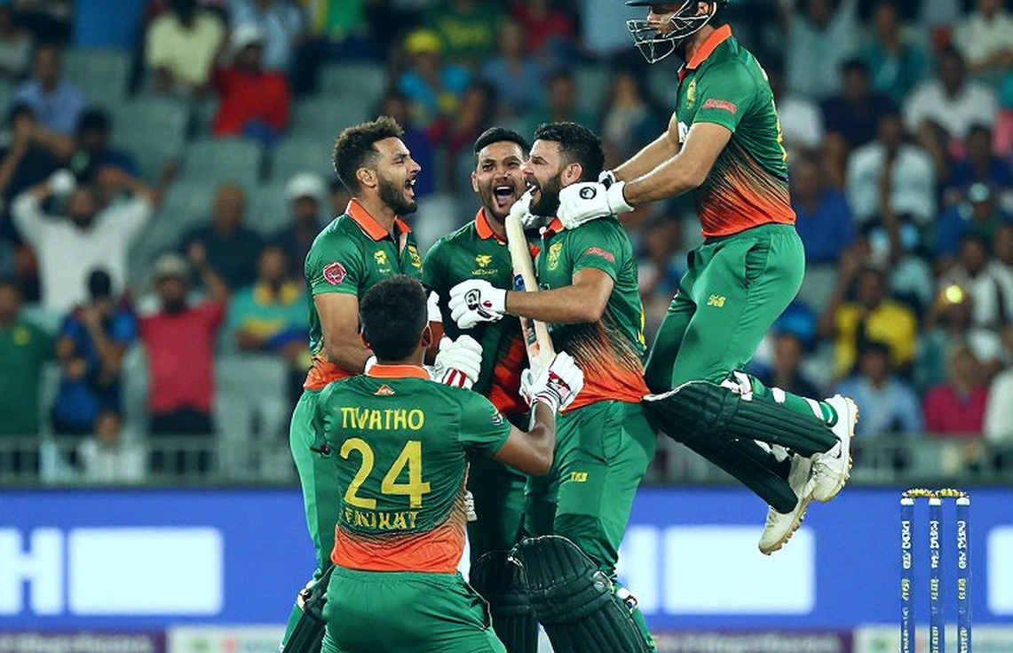 ব্রেসওয়েলের ক্যাজুয়াল চুক্তি, কেলির কেন্দ্রীয় চুক্তি: নিউজিল্যান্ডের সাদা-বল ভবিষ্যতের হিসাব ব্রেসওয়েলের ক্যাজুয়াল চুক্তি, কেলির কেন্দ্রীয় চুক্তি: নিউজিল্যান্ডের সাদা-বল ভবিষ্যতের হিসাব